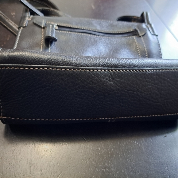 Fossil Black Pebbled Leather Crossbody Bag - Picture 6 of 9